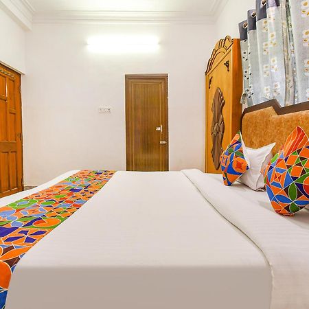 Fabexpress Astoria House Hotel โกลกาตา ภายนอก รูปภาพ